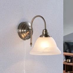 Lindby væglampe Hanna, 18 m, antik messing, metal, glas