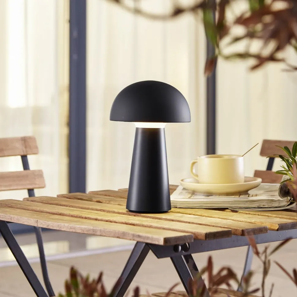 Lindby Zyre LED genopladelig bordlampe, sort, IP44, touchdæmper
