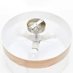 Loftlampe Libba med afstand i cremefarvet træ