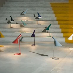 Louis Poulsen AJ - designer bordlampe, sort