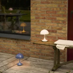 Louis Poulsen Akku-lampe Panthella PORTABLE 160 V3 opal hvid