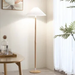 Lucande Ellorin gulvlampe, hvid, træ, Ø 47,5 cm, E27