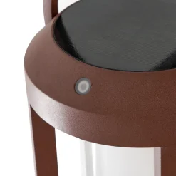Lucande 2-i-1 LED-solcelle-væglampe Tilena, rustfarvet, rund, aluminium