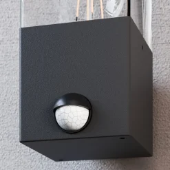 Lucande Keke udendørs væglampe med sensor