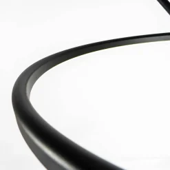 Lucande LED-buelampe Virvera, rund, sort, metal