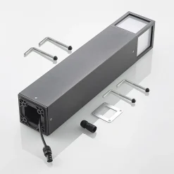 Lucande LED-gadelampe Dewari, 65 cm, mørkegrå, IP54