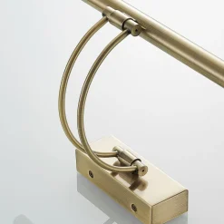 Lucande LED-gallerilampe Dimitrij, buet, messing, metal