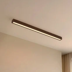 Lucande LED-loftlampe Emara, mørkt træ, eg, dæmpbar