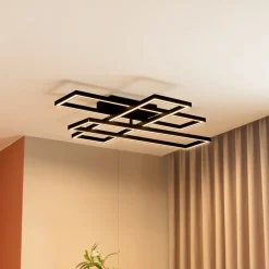 Lucande LED-loftslampe Tjado, 94 cm lang, sort, metal