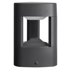 Lucande LED-sokkellampe Pirron, 20 cm, trekantet, IP54
