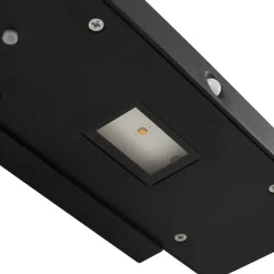 Lucande LED-solcelle-væglampe Tavon, kantet, sort, sensor