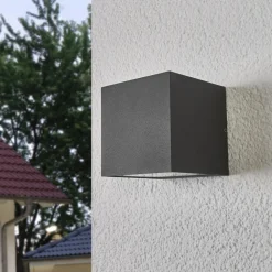 Lucande LED-udendørs væglampe Merjem, 10 cm, op/ned, IP54
