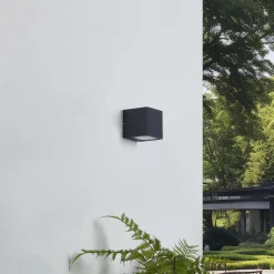 Lucande LED-udendørs væglampe Merjem, 10 cm, op/ned, IP54