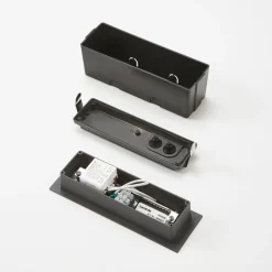 Lucande LED-vægindbygningslampe Loya, 23 x 8 cm, grå, IP54