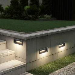 Lucande LED-vægindbygningslampe Jaano, antracit, aluminium, IP65