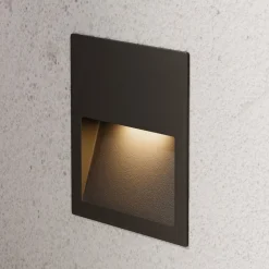 Lucande LED-vægindbygningslampe Loya, 11,5x11,5 cm, grå, IP54
