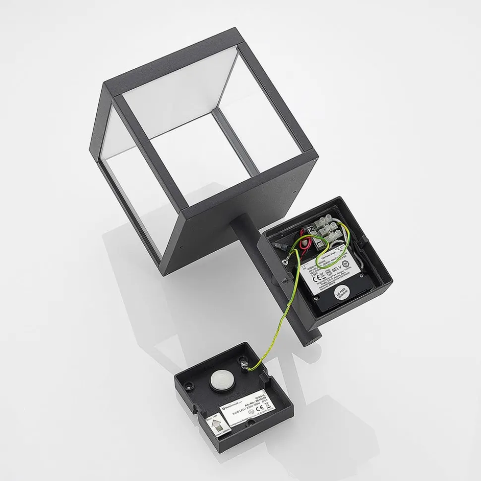 Lucande LED-væglampe Cube, antracit, glas, 37 cm, IP54