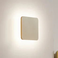 Lucande LED-væglampe Elrik, guldfarvet, 22 cm, metal