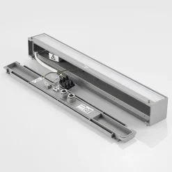 Lucande LED-væglampe Lengo, 50 cm, sølv, 2 lyskilder, IP65