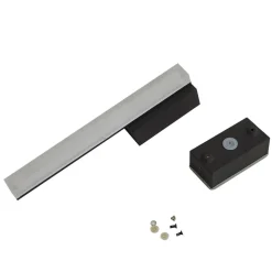 Lucande LED-væglampe Lisana, lodret, IP44