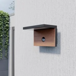 Lucande Lignus LED-væglampe, bevægelsessensor