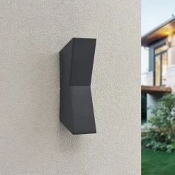 Lucande Maniela LED udendørs væglampe, op/ned
