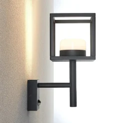 Lucande Timio udendørs væglampe, uplight, sensor, GX53, IP44