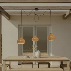 Lucande udendørs hængelampe Taniola, 3 lyskilder, beige, rattan, IP44