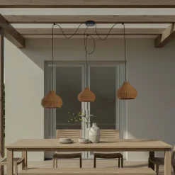 Lucande udendørs hængelampe Taniola, 3 lyskilder, beige, rattan, IP44