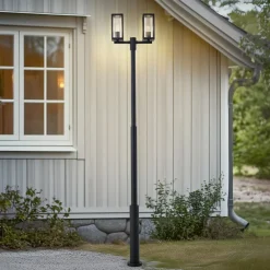 Lucande udendørslampe Siveta, 240 cm, 2 lyskilder, sort, E27, IP65