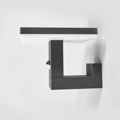 Lucande udendørs LED-væglampe Olesia, 15 cm, sensor, IP54