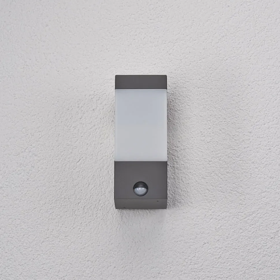 Lucande udendørs væglampe Kiran, sensor, grå, IP44, E27