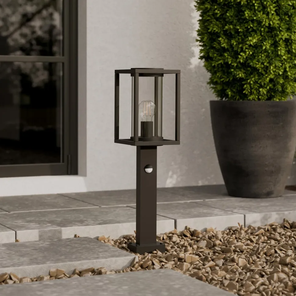 Lucande vejlampe Ferda, 60 cm, sensor, antracit, IP44