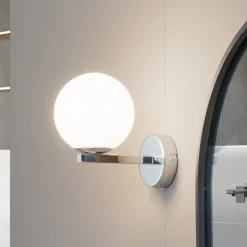 Lucande væglampe Bidolo, kromfarvet, glas, Ø 12 cm, IP44
