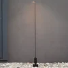 Luceplan LED-vejlampe Flia, 120 cm høj, sort, plast