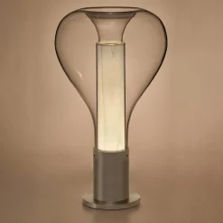 LZF Eris LED-bordlampe, glas, aluminium/elfenben
