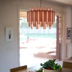 LZF Maruja træ-pendellampe, rosa