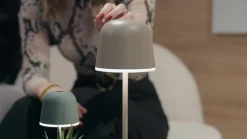 Mannera LED-bordlampe med batteri, sand