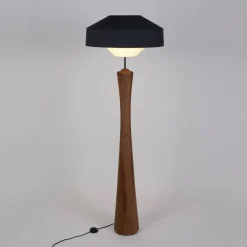 MARKET SET Mokuzaï gulvlampe, højde 170cm suna-grå