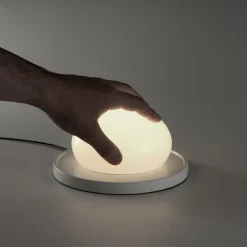 MARSET Bolita LED-bordlampe, kan dæmpes, hvid