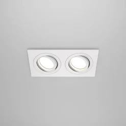 Maytoni indbygningslampe Atom, hvid, 2 lyskilder, 17,5 x 9,2 cm