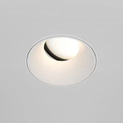 Maytoni indbygningslampe Share, hvid/hvid, Ø 10,2 cm, aluminium, GU10