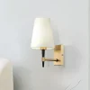 Maytoni væglampe Zaragoza, guldfarve/hvid, tekstil