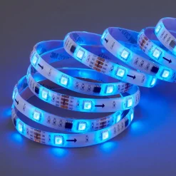 Med 164 lysfunktioner - Mo 500 cm RGB-LED-stripe
