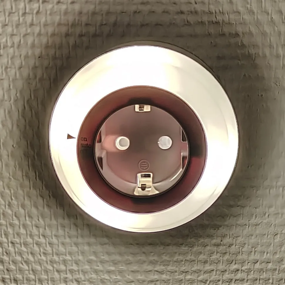 Mellemstik med natlampe som LED-ring