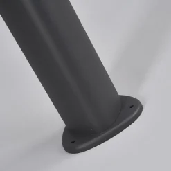 Milou - LED-sokkellampe i aluminium