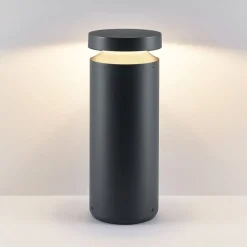Molto Luce LED-sokkellampe Mona, Ø 18 cm, aluminium, højde 45 cm