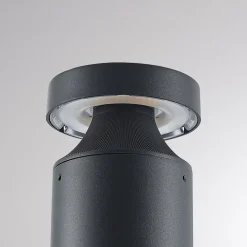 Molto Luce LED-sokkellampe Mona, Ø 10 cm, aluminium, højde 45 cm