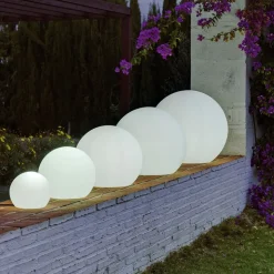 Newgarden Buly LED-solcellekugle IP65, Ø 60 cm
