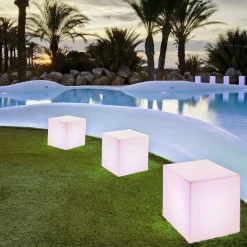 Newgarden Cuby LED solcellelampe, 40 x 40 cm